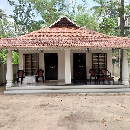 Marari Secret Beach Yoga Homestay 马拉利库兰 外观 照片