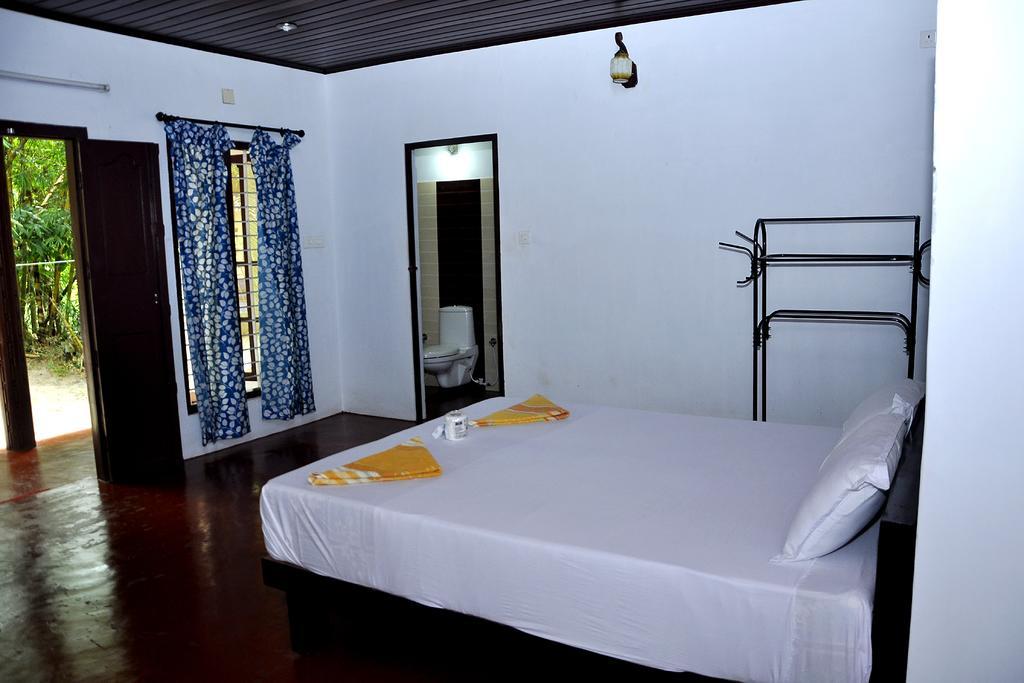 Marari Secret Beach Yoga Homestay 马拉利库兰 外观 照片